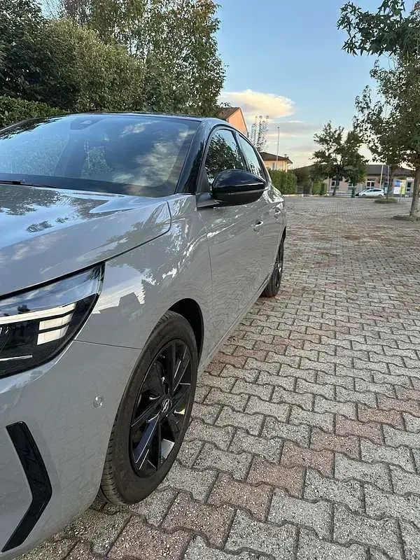 Usata Opel Corsa S 75 CV (55 kW) 2024 Grigio Utilitaria
