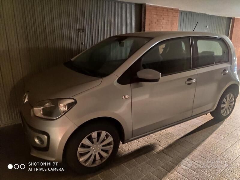 Usata VW up! 60 CV (44 kW) 2014 Grigio Utilitaria