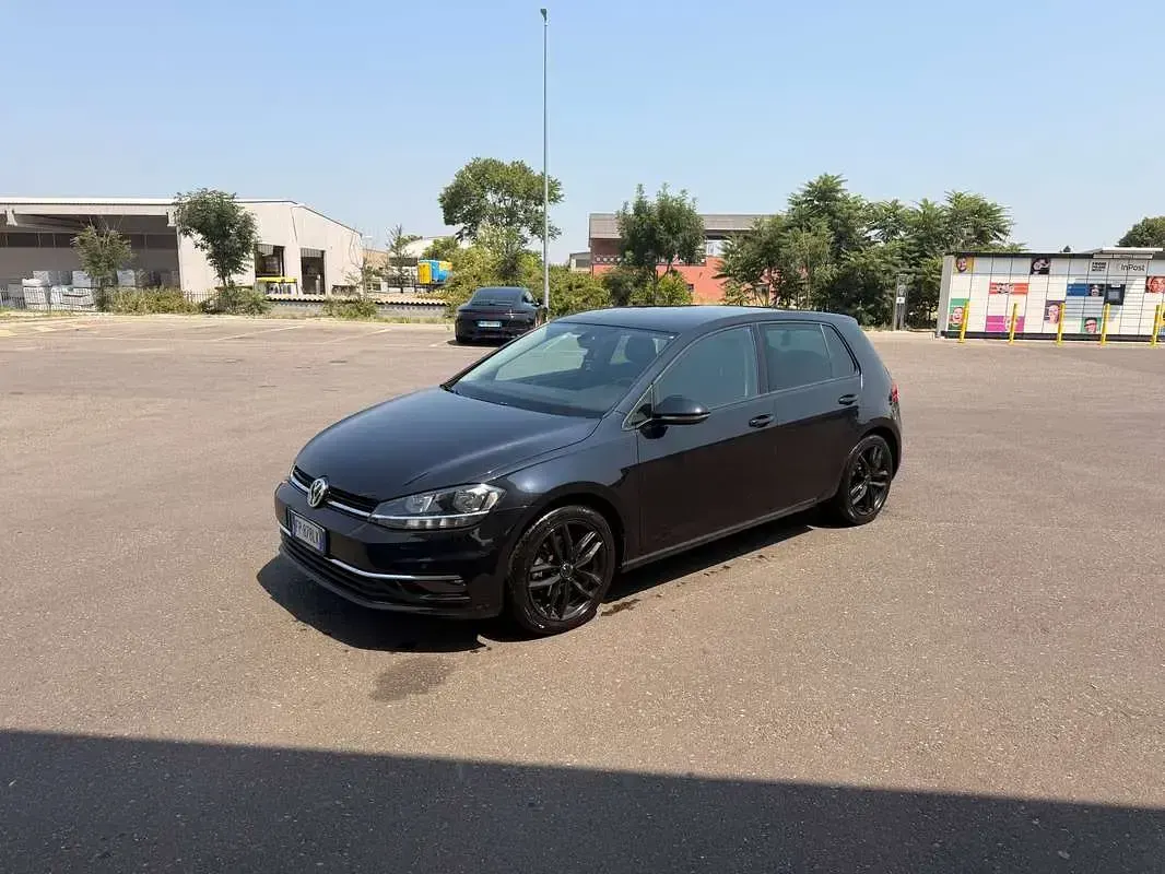 Usata VW Golf VII Highline 150 CV (110 kW) 2017 Berlina