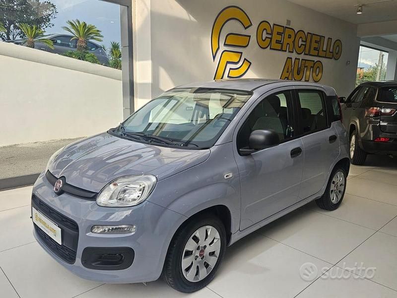 Usata Fiat Panda S 70 CV (51 kW) 2022 Grigio(met.) Utilitaria