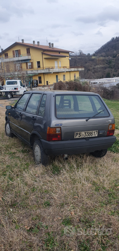 Usato 1993 Fiat Uno 1.3 Benzin 65 CV (3.500 €)