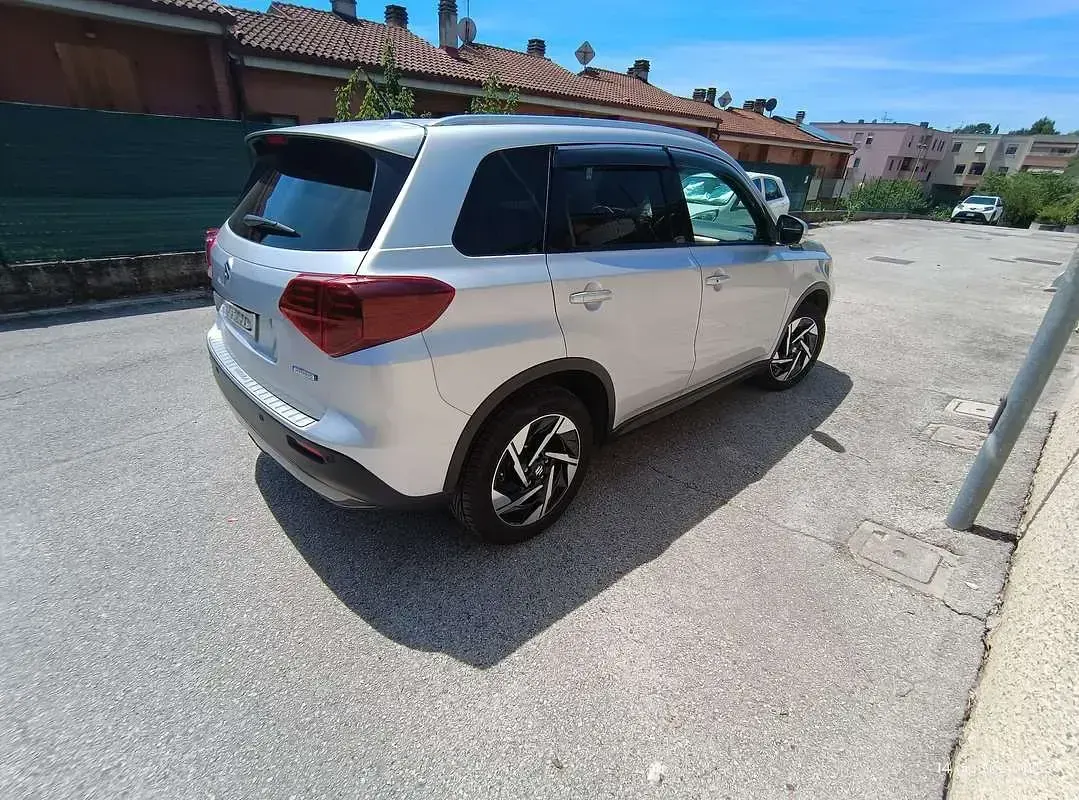 Usata Suzuki Vitara 129 CV (94 kW) 2025 SUV
