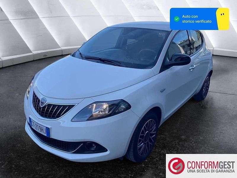 Usata Lancia Ypsilon S 100 CV (73 kW) 2024 Bianco Utilitaria