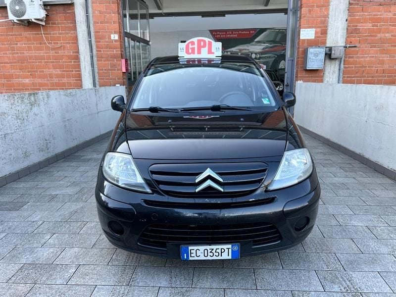 Nero Usata 2010 Citroën C3 Tre volumi | 2500 € (Super prezzo) - Immagine 1/4