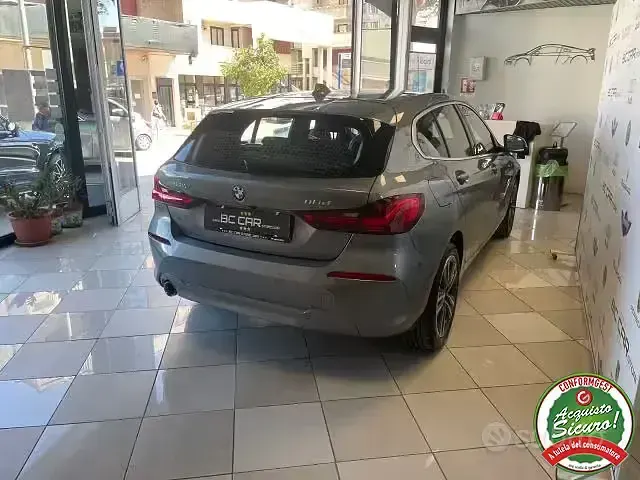 Usata BMW 116 Advantage 116 CV (85 kW) 2023 Grigio Utilitaria