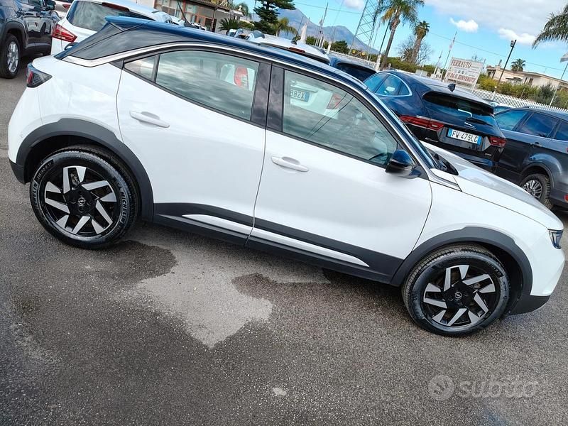 Usata Opel Mokka X GS Line 131 CV (96 kW) 2022 Bianco SUV