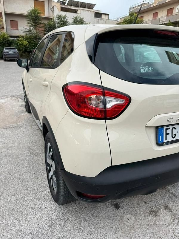 Usata Renault Captur 2017 Bianco SUV