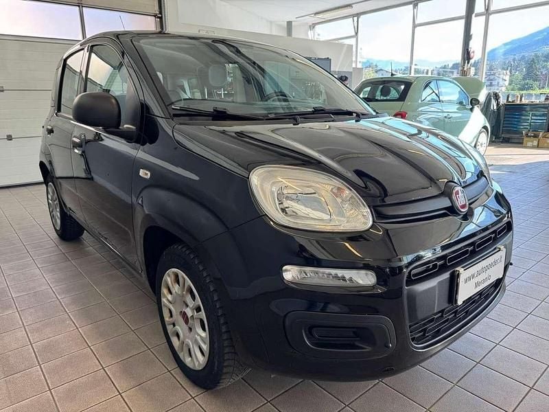 Usata Fiat Panda Easy 69 CV (50 kW) 2019 Nero Utilitaria
