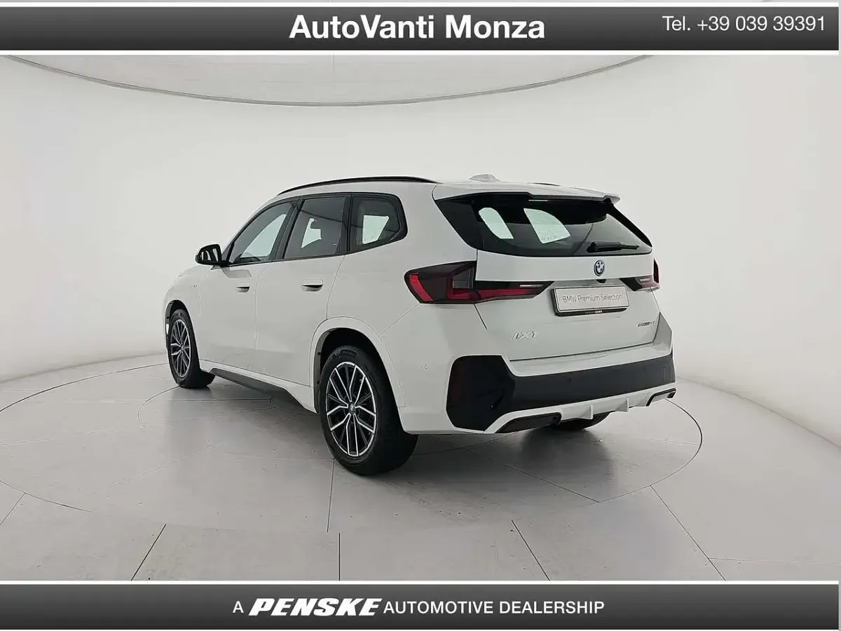 Usata BMW iX1 M Sport 150 kW (204 CV) 2025 Bianco SUV