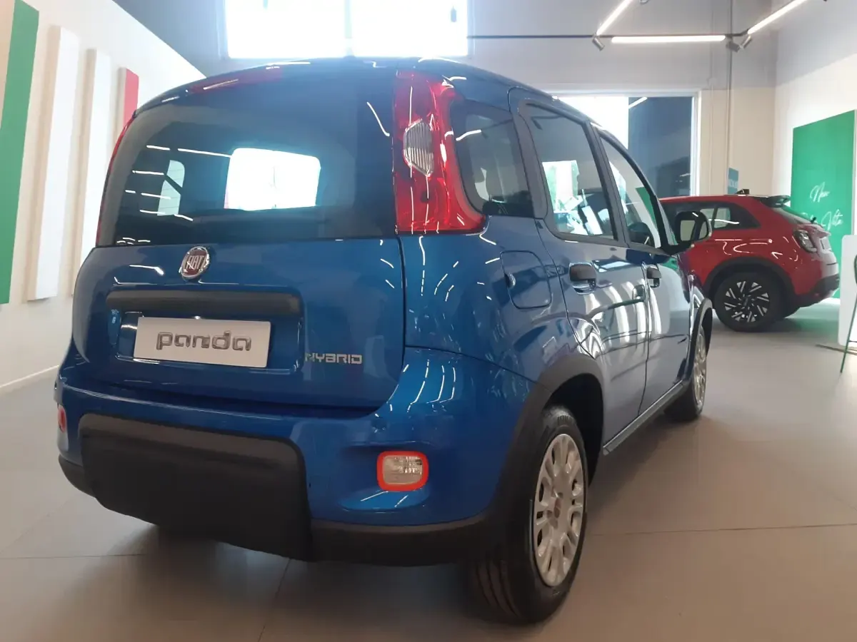 Usata Fiat Panda S 70 CV (51 kW) 2024 Blu Utilitaria