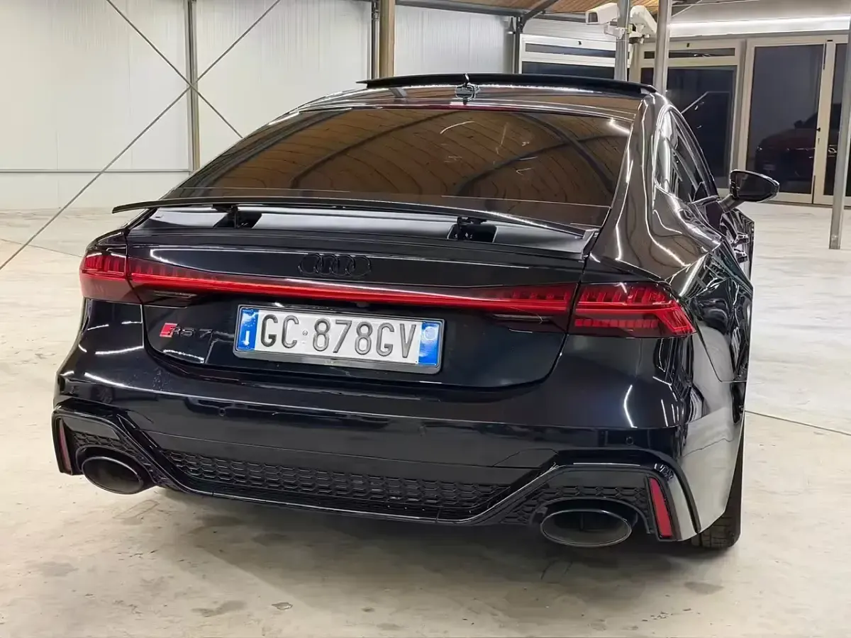 Usata Audi A7 599 CV (440 kW) 2021 Blu Berlina