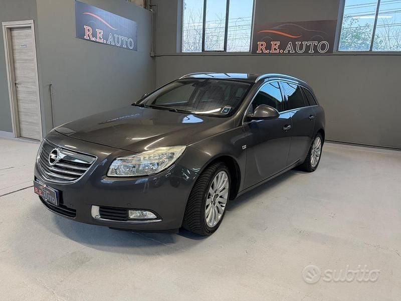 Usata Opel Insignia Cosmo 160 CV (117 kW) 2010 Grigio Station wagon