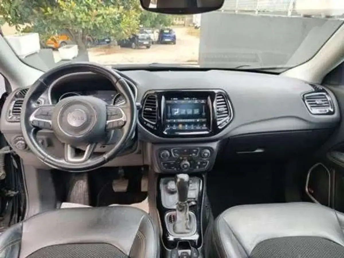 Usata Jeep Compass Opening Edition 140 CV (102 kW) 2017 Nero SUV