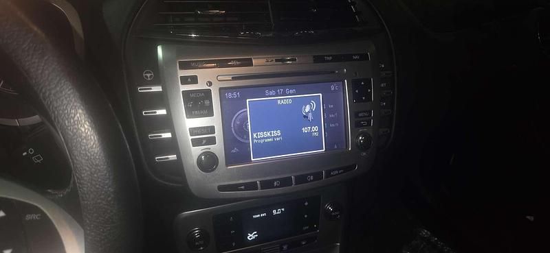 Usata Lancia Delta 165 CV (121 kW) 2008 Utilitaria