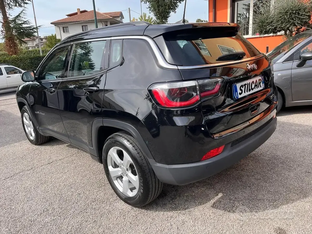 Usata Jeep Compass 120 CV (88 kW) 2018 Nero SUV