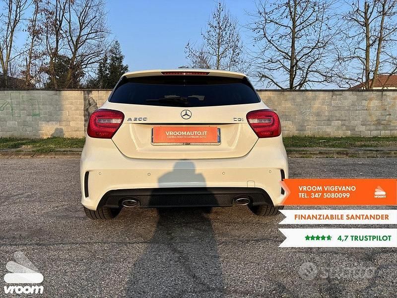 Usata Mercedes A200 135 CV (99 kW) 2015 Bianco Berlina