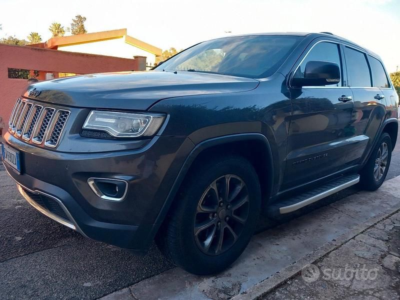 Usata Jeep Grand Cherokee 250 CV (183 kW) 2014 Grigio SUV