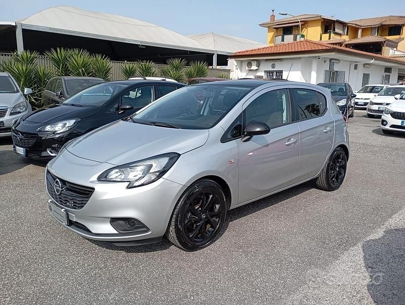Usata Opel Corsa Edition 90 CV (66 kW) 2018 Grigio Utilitaria