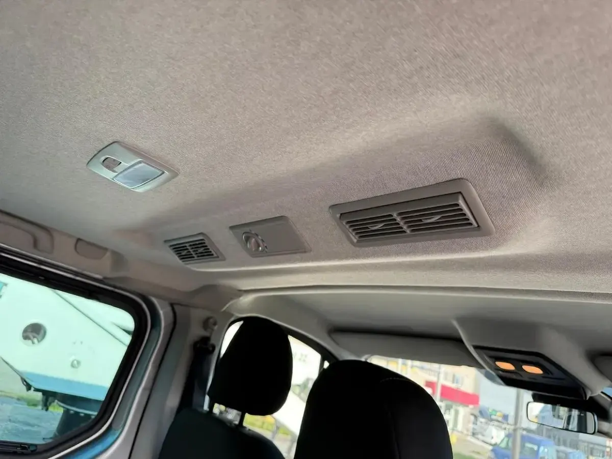 Usata Renault Trafic 150 CV (110 kW) 2024 Grigio Monovolume