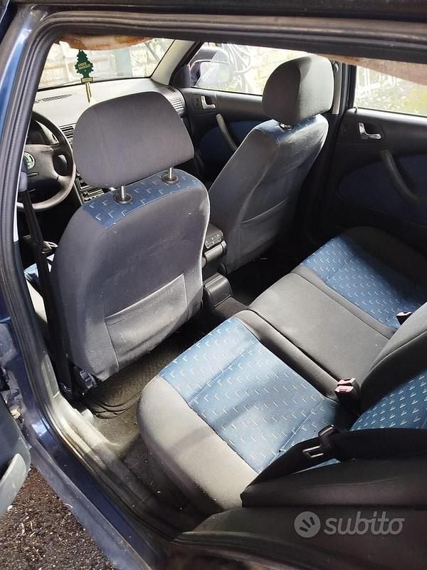 Usata Skoda Octavia 2004 Blu Station wagon