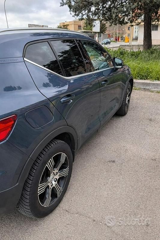 Usata Volvo XC40 Inscription 190 CV (139 kW) 2020 Blu SUV