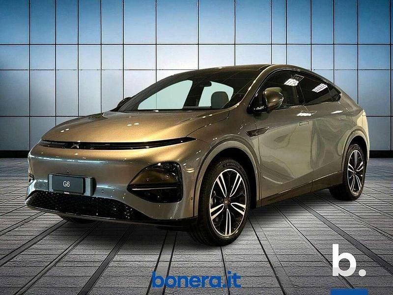 Grigio Nuova 2025 XPENG G6 SUV | 46.160 € - Immagine 1/4