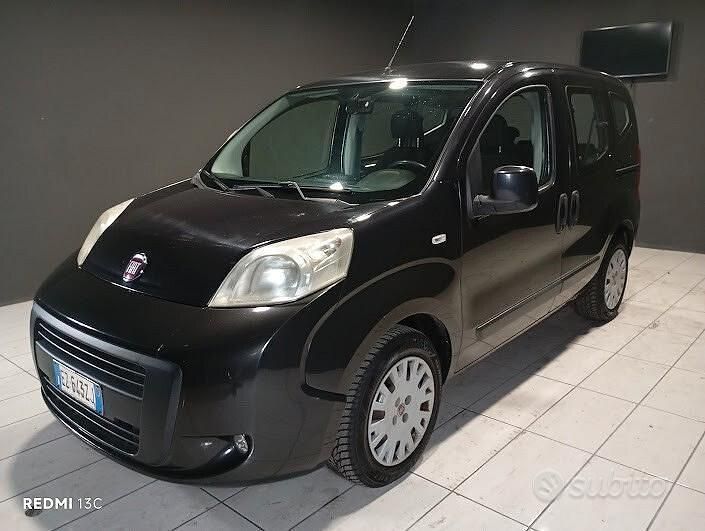 Usata Fiat Qubo Trekking 95 CV (69 kW) 2015 Grigio Monovolume