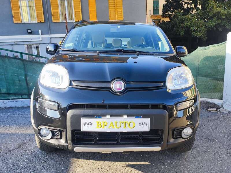 Usata Fiat Panda 4x4 75 CV (55 kW) 2014 Nero Utilitaria