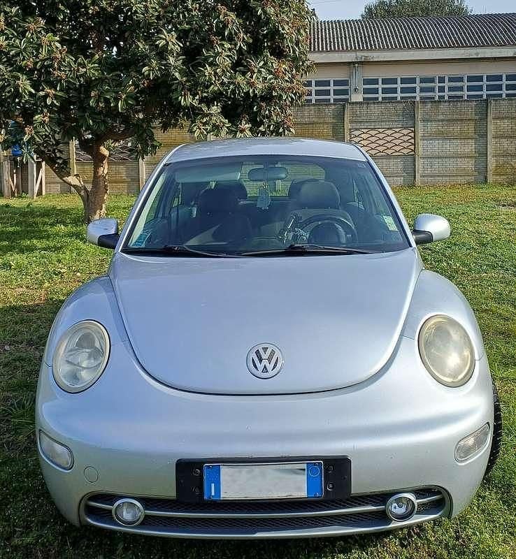 Argento Usata 2002 VW Beetle Style Berlina | 2500 € (Ottimo prezzo) - Immagine 1/4