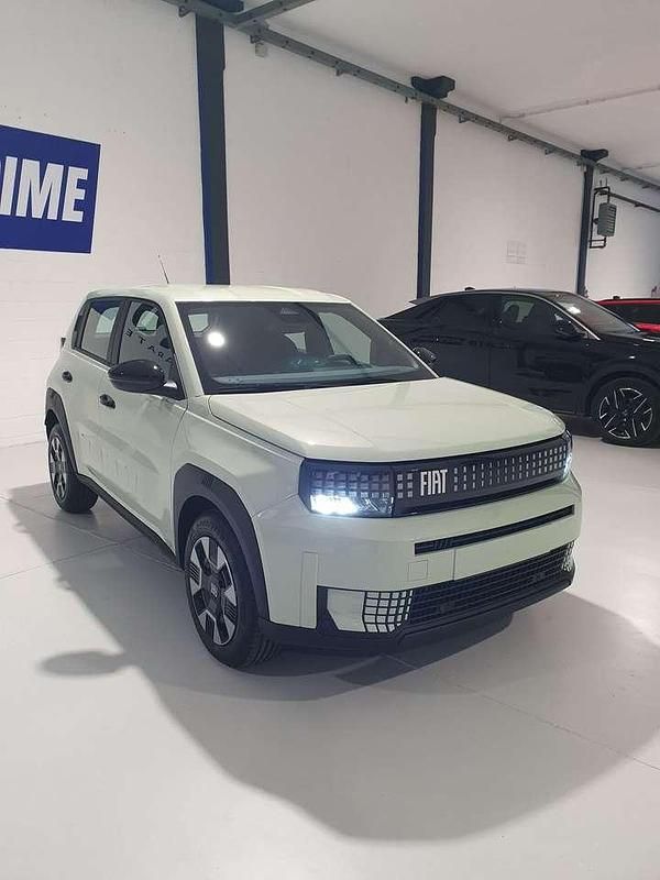 Nuova Fiat Grande Panda Icon 110 CV (80 kW) 2025 Bronzo Utilitaria