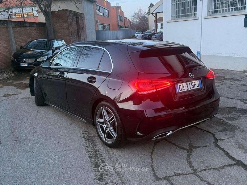 Usata Mercedes A180 Premium 136 CV (100 kW) 2020 Nero Berlina