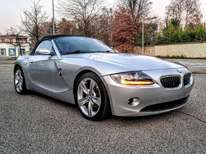 Usato 2006 BMW Z4 2.2 Benzin 170 CV (14.000 €)
