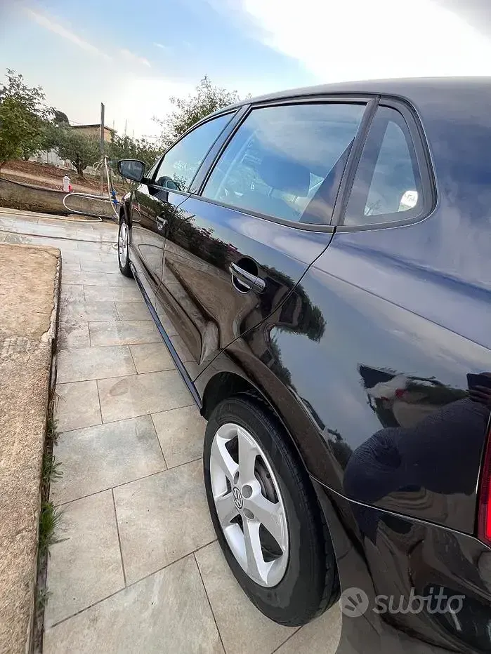 Usata VW Polo 60 CV (44 kW) 2012 Nero Utilitaria