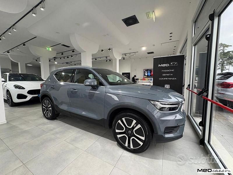 Usata Volvo XC40 Inscription 197 CV (144 kW) 2022 Grigio SUV
