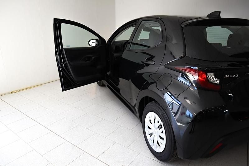 Usata Mazda 2 92 CV (67 kW) 2023 Nero Utilitaria