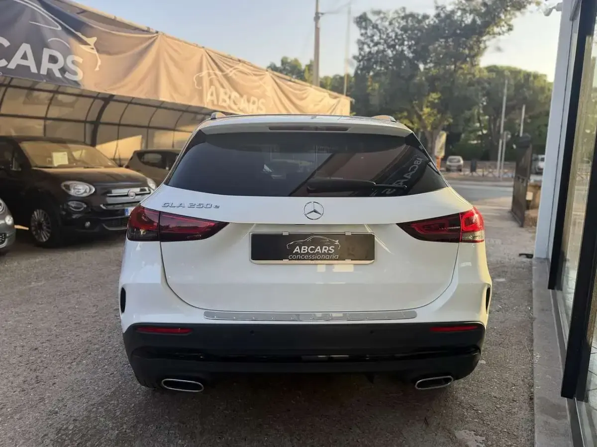 Usata Mercedes GLA250 Premium 160 CV (117 kW) 2021 Other SUV