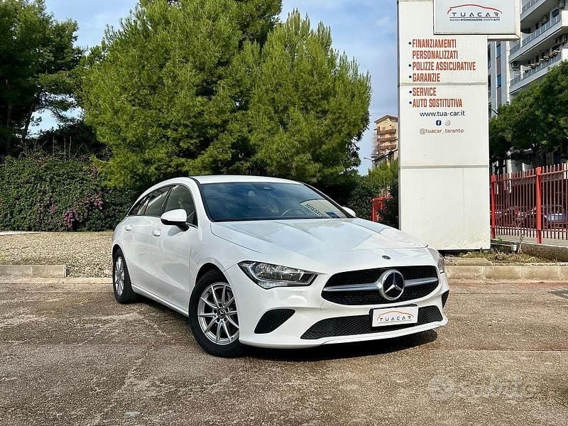 Usata Mercedes CLA180 Business 116 CV (85 kW) 2020 Bianco Berlina