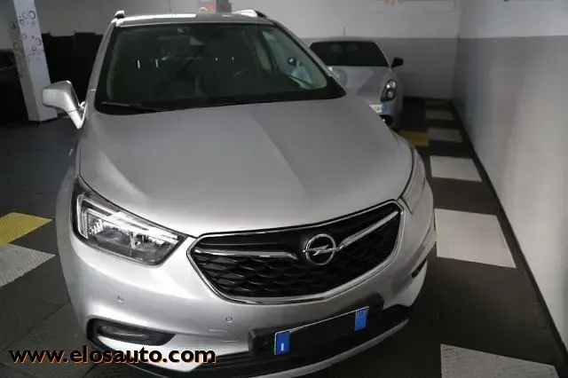 Usata Opel Mokka X Innovation 140 CV (102 kW) 2017 Argento metallizzato SUV