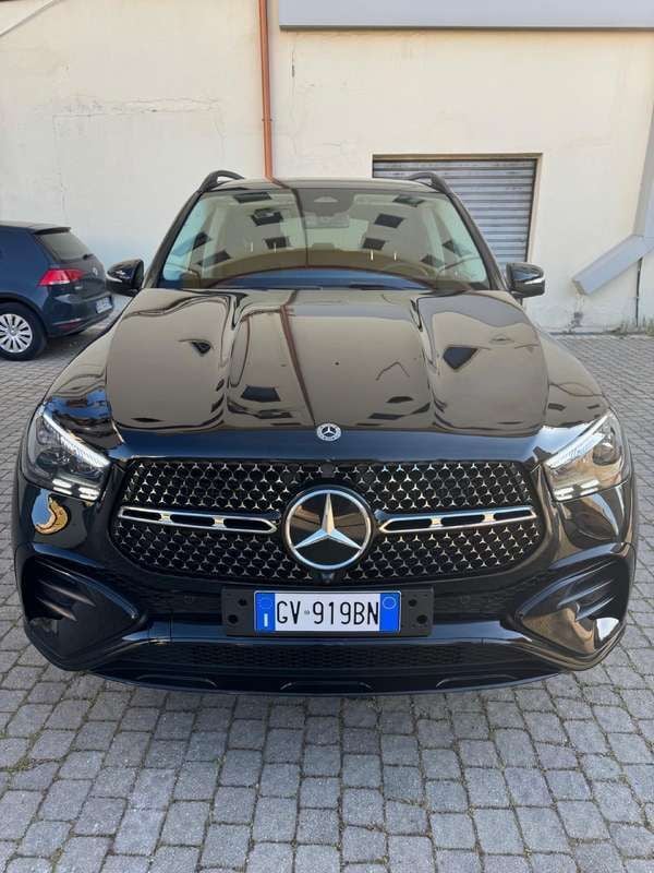 Usata 2024 Mercedes GLE300 Premium Plus SUV | 79.800 € (Molto cara) - Immagine 1/4