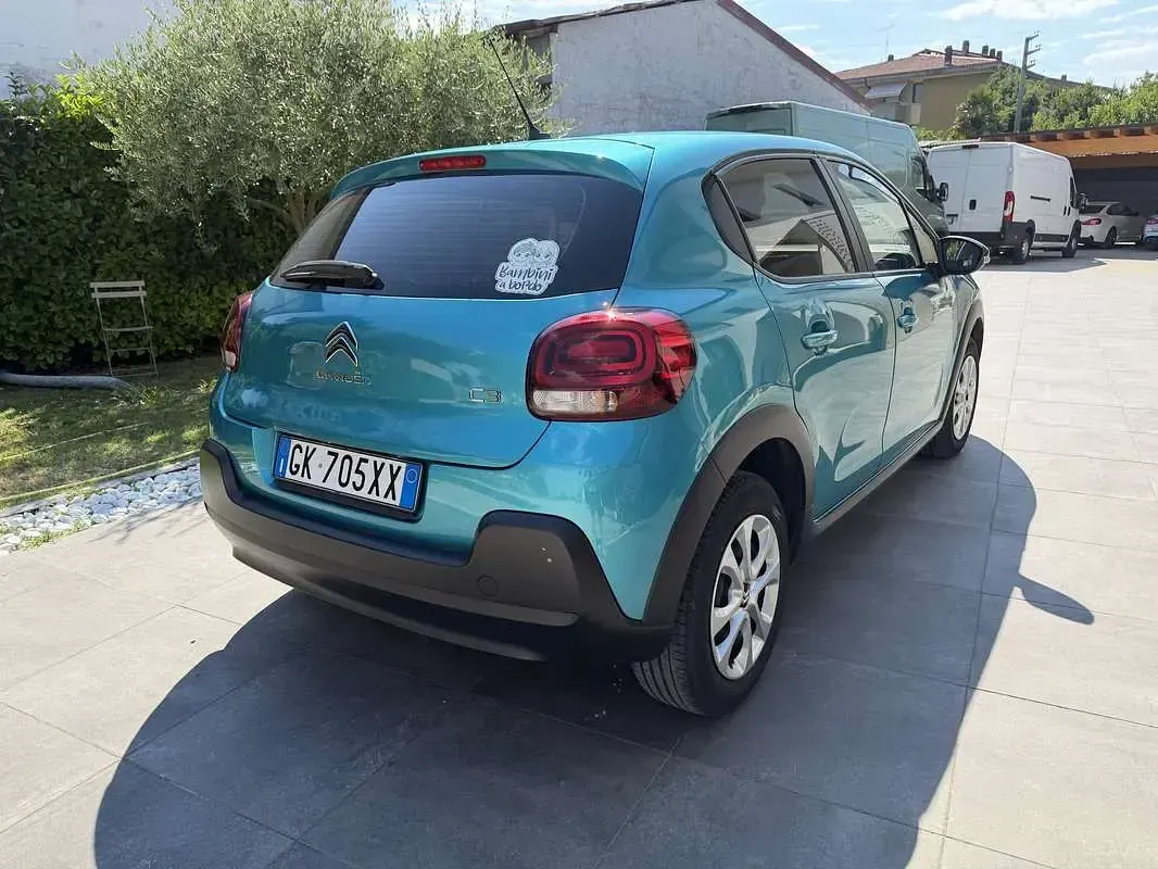 Usata Citroën C3 Feel 102 CV (75 kW) 2022 Blu/azzurro Utilitaria