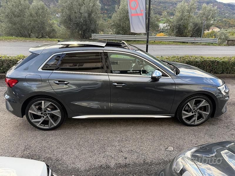 Usata Audi A3 Sport 310 CV (228 kW) 2023 Giallo Berlina