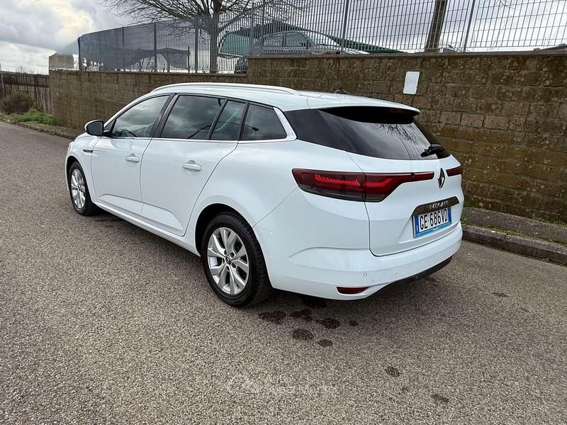 Usata Renault Mégane GrandTour 116 CV (85 kW) 2021 Bianco Station wagon
