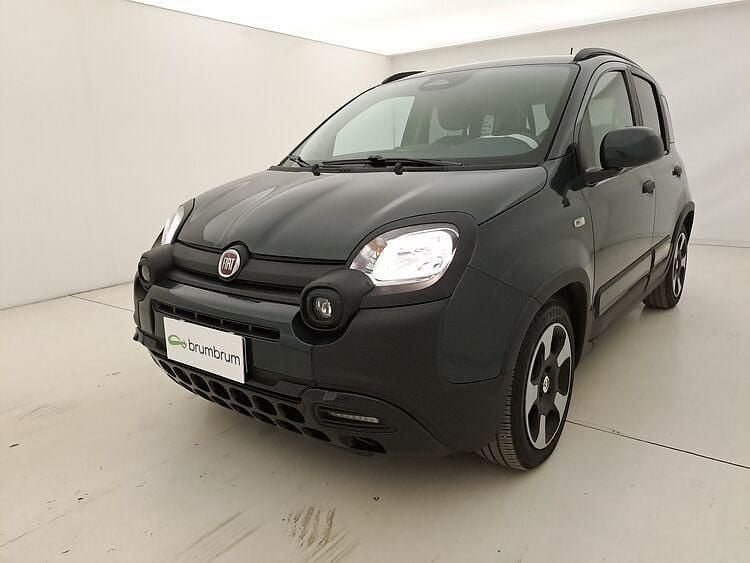 Usata Fiat Panda Cross Cross 71 CV (52 kW) 2025 Verde scuro Utilitaria