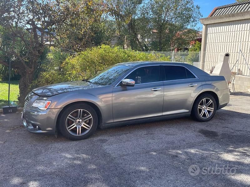 Usata Lancia Thema 135 CV (99 kW) 2013 Grigio Berlina