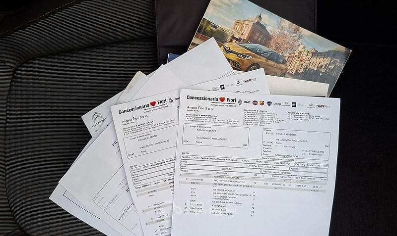 Usata Renault Scénic IV Zen 110 CV (80 kW) 2017 Viola Monovolume