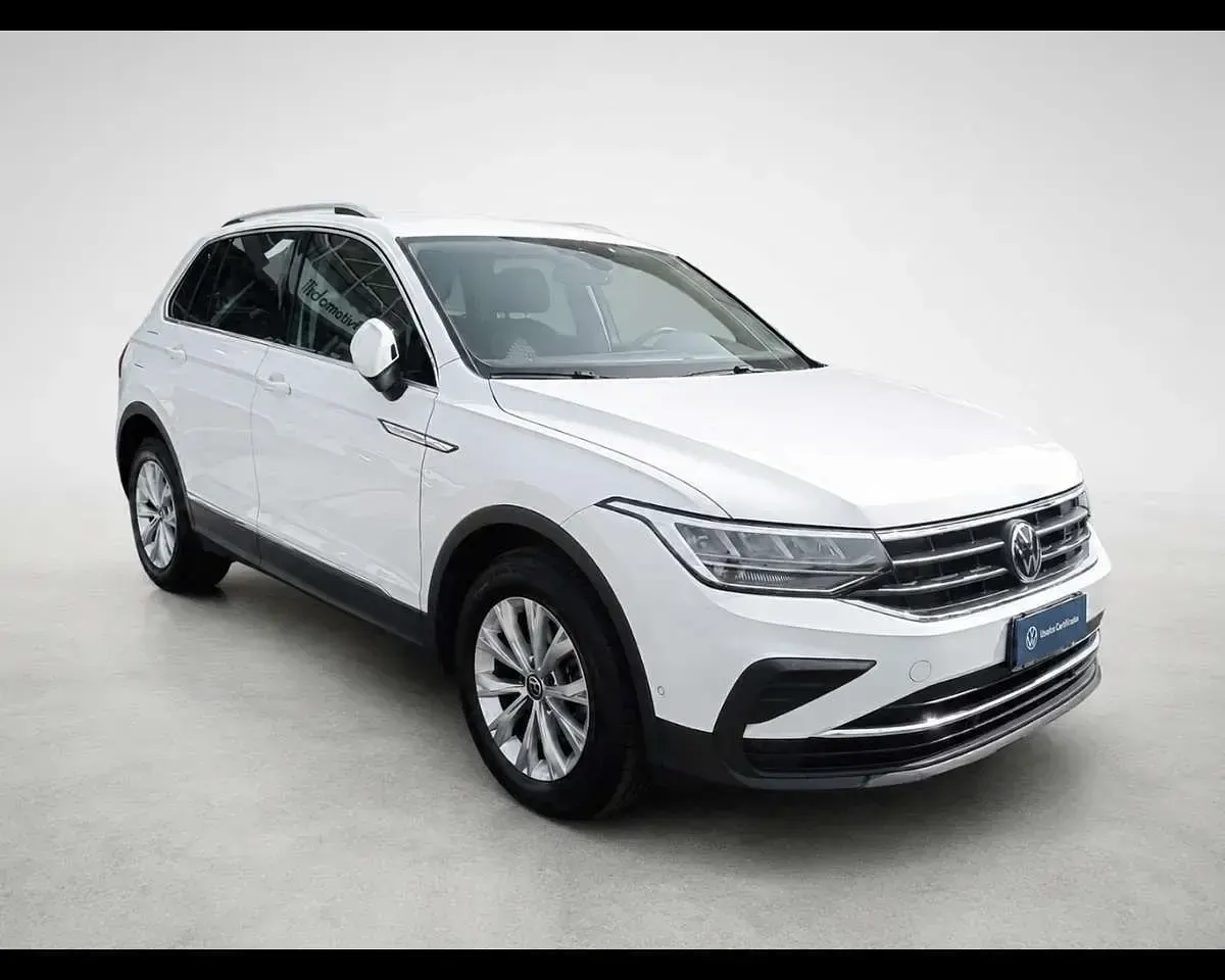Usata VW Tiguan Life 150 CV (110 kW) 2023 Bianco SUV