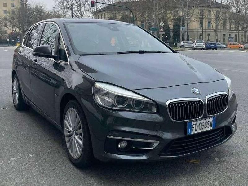 Usata BMW 216 Active Tourer Luxury Line 116 CV (85 kW) 2016 Grigio Monovolume