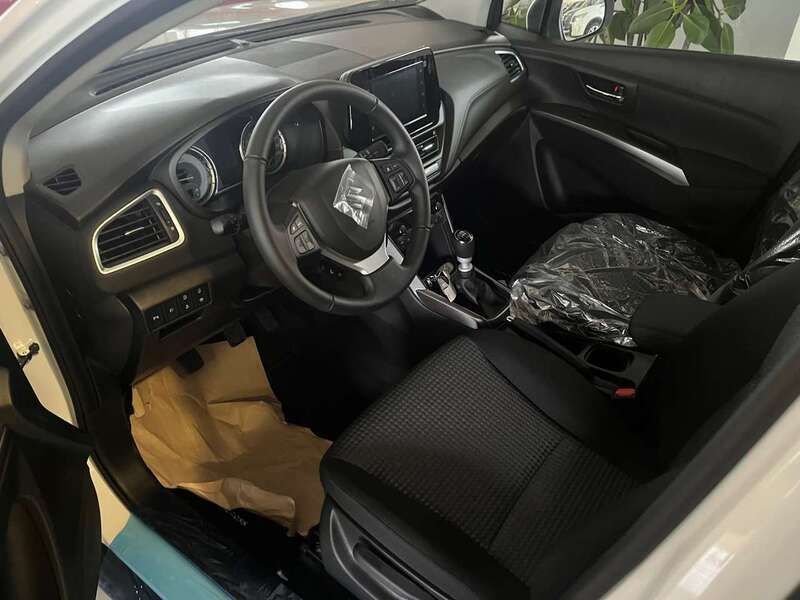 Usata Suzuki SX4 S-Cross 129 CV (94 kW) 2024 Bianco SUV