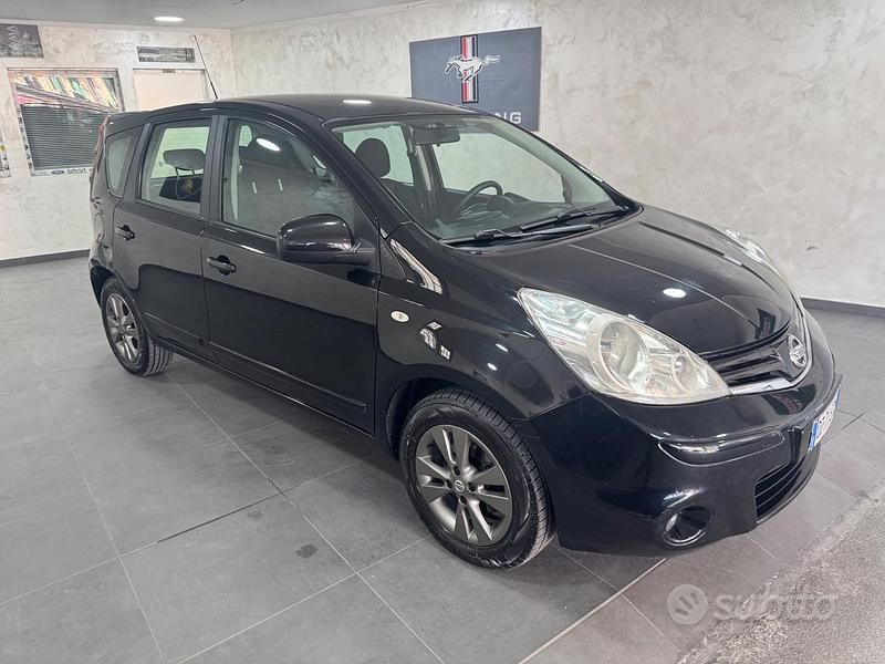 Usata Nissan Note Tekna 86 CV (63 kW) 2010 Nero Utilitaria