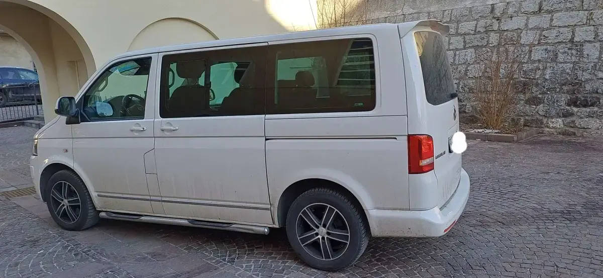 Usata VW Multivan Highline 179 CV (131 kW) 2014 Bianco Monovolume